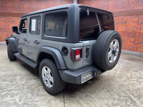 Used 2021 Jeep Wrangler Unlimited Sport image 4