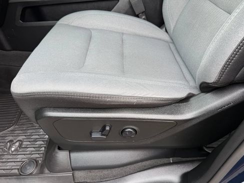 Used 2020 RAM 1500 Big Horn AWD/4WD image 23