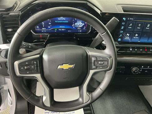 Used 2024 Chevrolet Silverado 2500 LT image 13