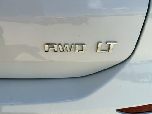 Used 2022 Chevrolet Equinox LT AWD/4WD image 9