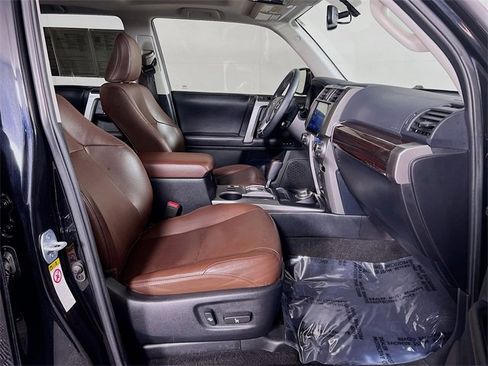 Used 2018 Toyota 4Runner Limited image 29