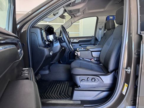 Certified 2024 GMC Sierra 1500 Elevation image 8