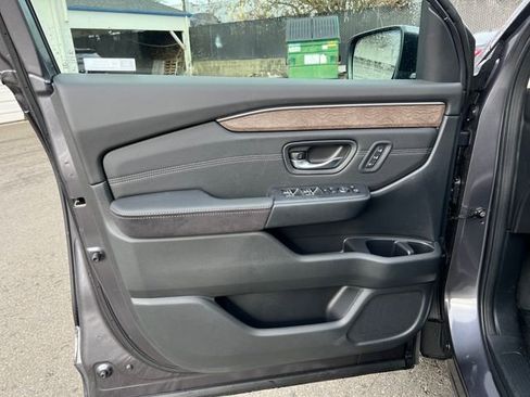 New 2026 Honda Pilot Elite image 18