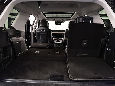 Used 2025 Lincoln Navigator Reserve AWD/4WD image 33