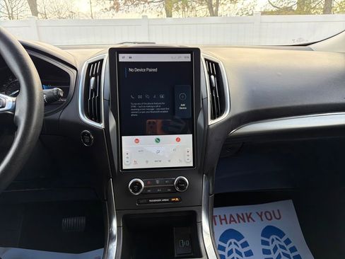 Used 2024 Ford Edge Titanium image 20