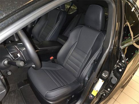 Used 2023 Lexus IS 350 F Sport image 11