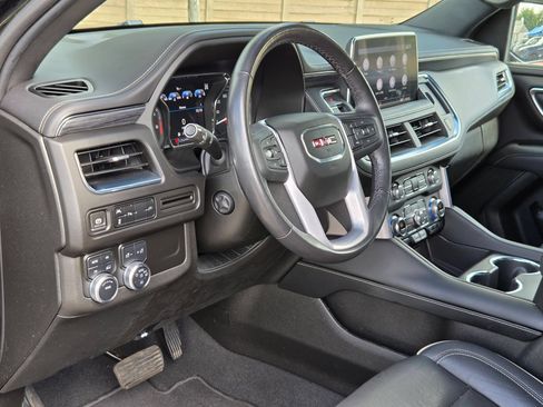 Used 2021 GMC Yukon SLT w/ SLT Luxury Package AWD/4WD image 12