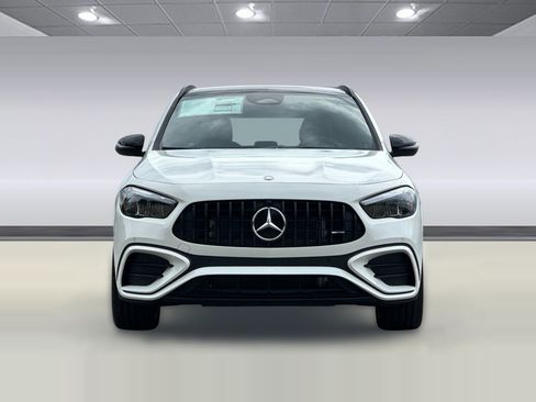 New 2026 Mercedes-Benz GLA 35 AMG 4MATIC image 6