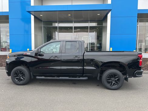 Used 2019 Chevrolet Silverado 1500 Custom Trail Boss w/ Custom Convenience Package image 8