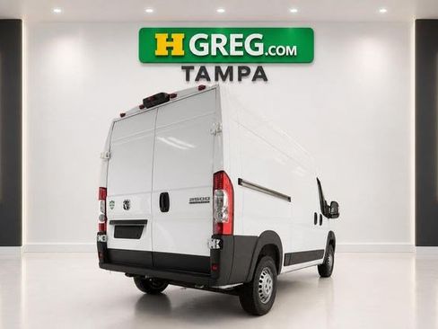 Used 2025 RAM ProMaster 2500 w/ Convenience Group FWD image 6