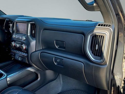 Used 2020 GMC Sierra 3500 AT4 w/ AT4 Premium Package AWD/4WD image 29