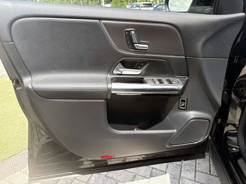 Certified 2023 Mercedes-Benz GLA 250 image 17