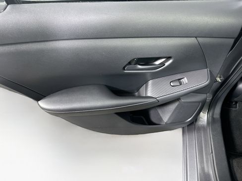 Used 2024 Nissan Sentra SV image 24