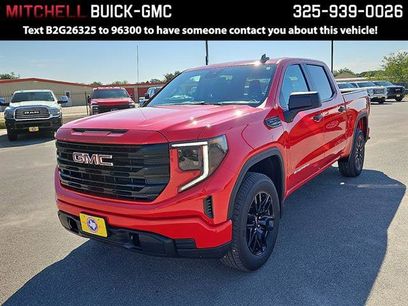 New 2026 GMC Sierra 1500 Pro w/ Graphite Edition