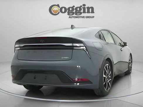 New 2026 Toyota Prius Plug-In Hybrid image 17