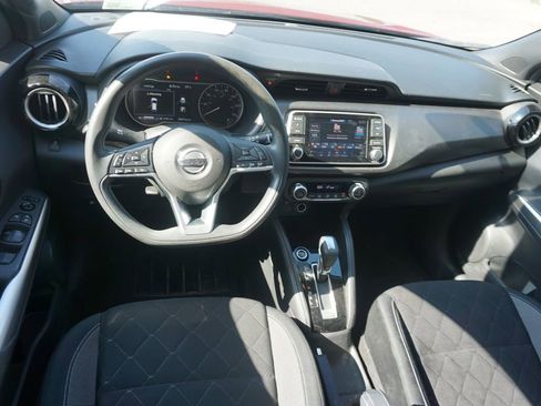 Used 2019 Nissan Kicks SV FWD image 5