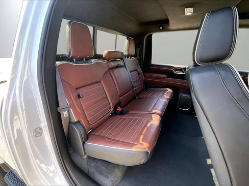 Used 2024 GMC Sierra 2500 Denali Ultimate AWD/4WD image 26