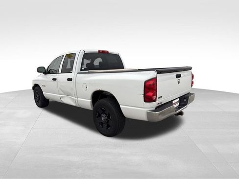 Used 2008 Dodge Ram 1500 Truck ST image 10