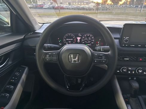 New 2025 Honda Accord SE image 10