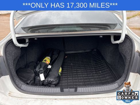 Used 2024 Volkswagen Jetta GLI 40th Anniversary Edition image 29