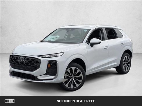 New 2026 Audi Q3 quattro 2.0T AWD/4WD image 1