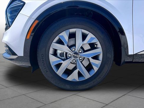 Used 2024 Kia Sportage SX FWD image 11