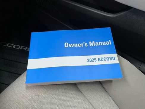 Used 2025 Honda Accord LX image 34