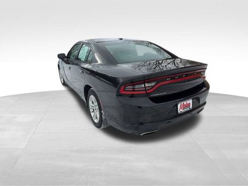Used 2015 Dodge Charger SE w/ Popular Equipment Group image 7