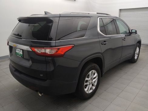 Used 2018 Chevrolet Traverse LT FWD image 9