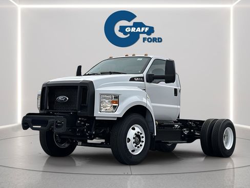 New 2025 Ford F650 2WD Regular Cab Super Duty image 2