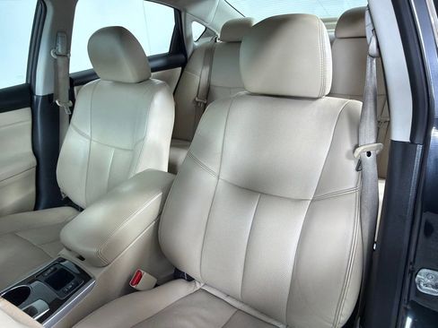 Used 2015 Nissan Altima 2.5 SL w/ Technology Package image 12