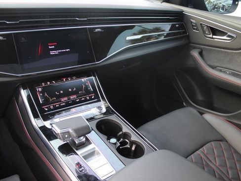 Used 2026 Audi Q8 Prestige image 24