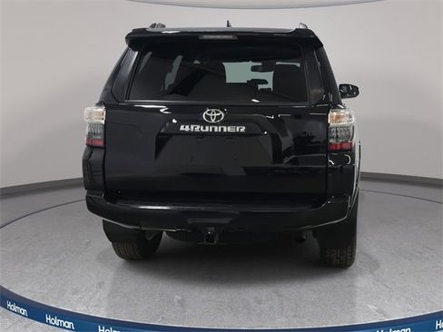 Certified 2024 Toyota 4Runner SR5 Premium image 6
