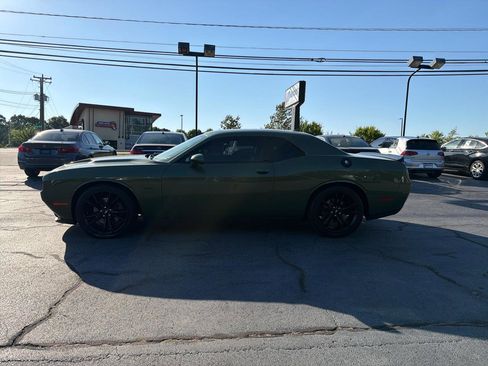 Used 2018 Dodge Challenger R/T Plus RWD image 3