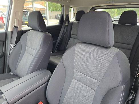 New 2026 Nissan Rogue SV FWD image 9