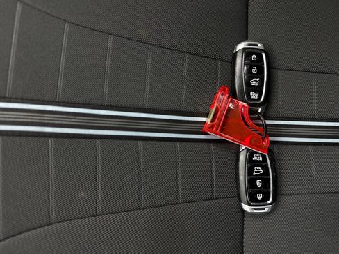 Used 2022 Hyundai Veloster N FWD image 51