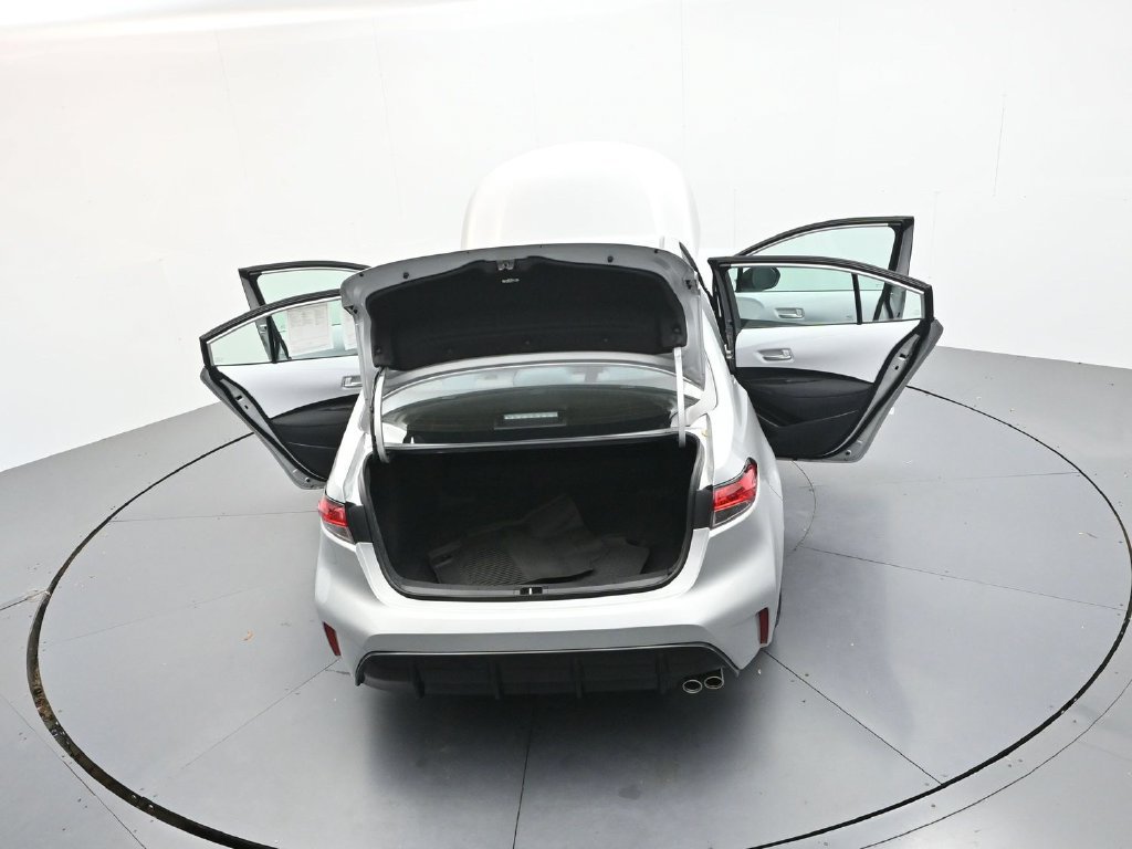 Used 2026 Toyota Corolla SE FWD image 29