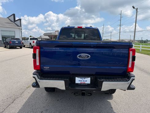 Used 2026 Ford F250 Lariat w/ Tremor Off-Road Package AWD/4WD image 3