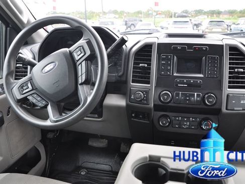 Used 2022 Ford F250 XL w/ Power Equipment Group AWD/4WD image 19
