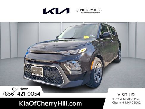 Used 2020 Kia Soul LX FWD image 1