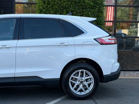 Used 2024 Ford Edge SEL w/ Convenience Package AWD/4WD image 11