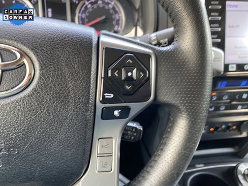 Used 2022 Toyota 4Runner Limited image 31