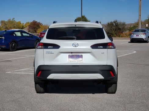 New 2026 Toyota Corolla Cross LE image 8