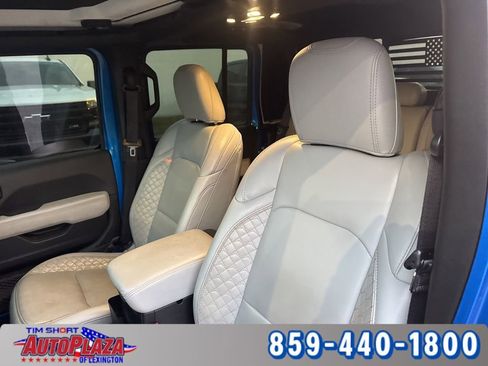 Used 2023 Jeep Gladiator Overland image 14