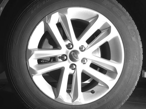Used 2011 Ford Explorer XLT w/ 202A Rapid Spec Order Code FWD image 11