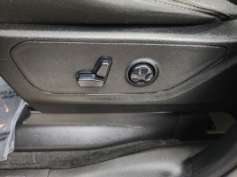 Used 2019 RAM 1500 Big Horn AWD/4WD image 13