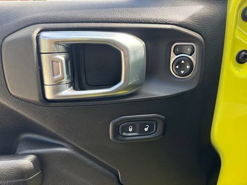 Used 2022 Jeep Wrangler Unlimited Sport AWD/4WD image 18