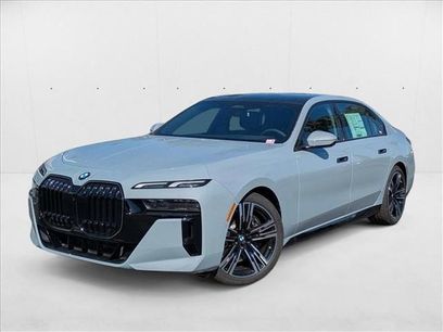 New 2025 BMW 740i w/ Premium Package