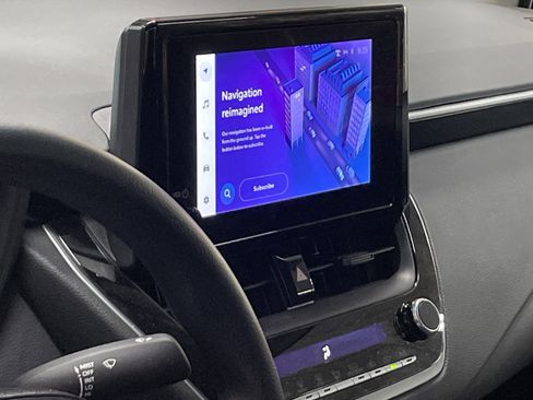 Used 2024 Toyota Corolla LE image 10