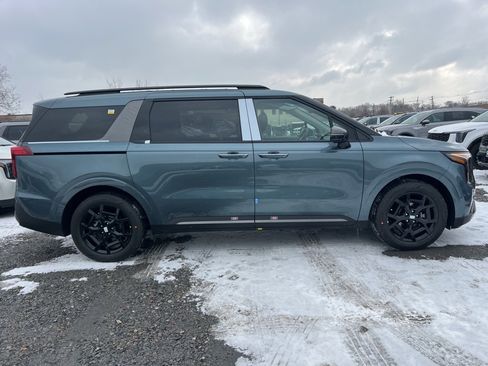 New 2026 Kia Carnival SX image 4